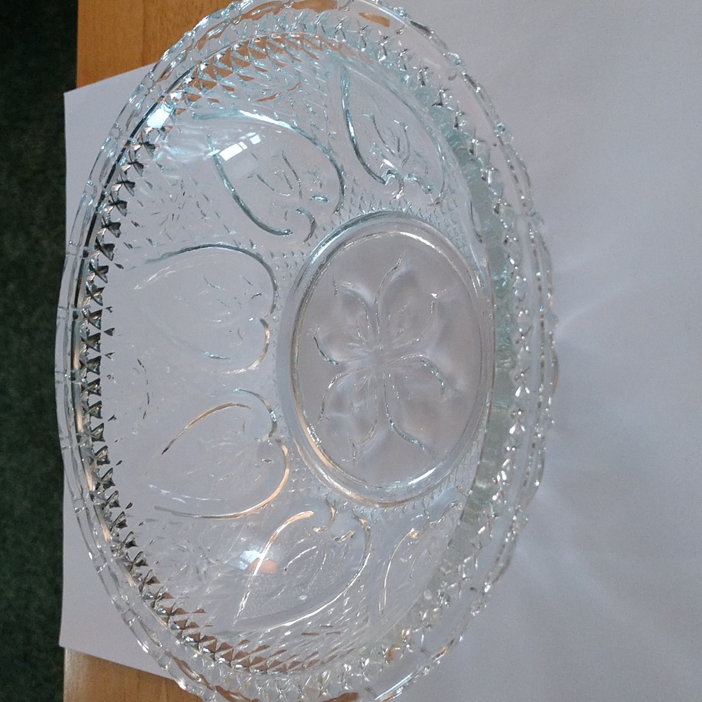 😀 DISH PARSANI PREOWNED 7" D x 2"
